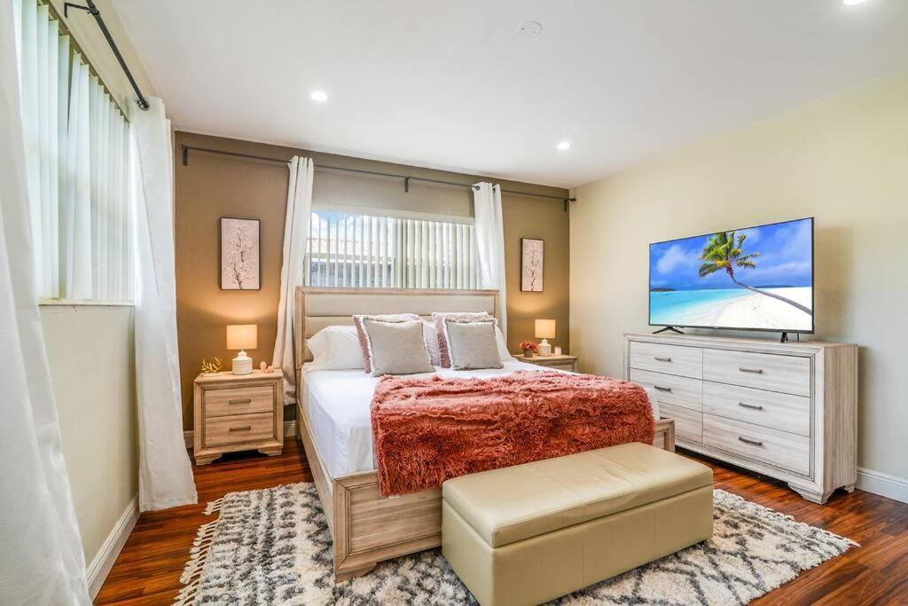 Zen House W/pool+backyard+nature Hébergement de vacances Miami